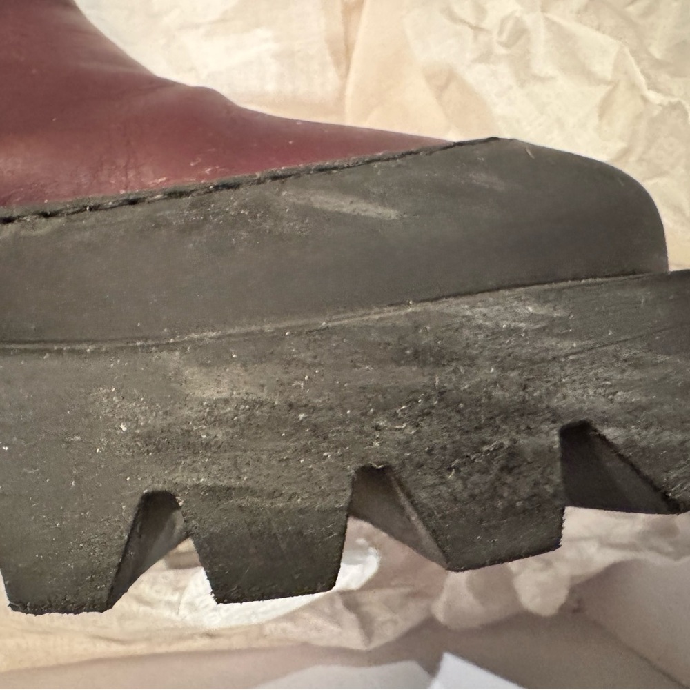 Stylish Burgundy Ankle Boots - Picture 8 of 11